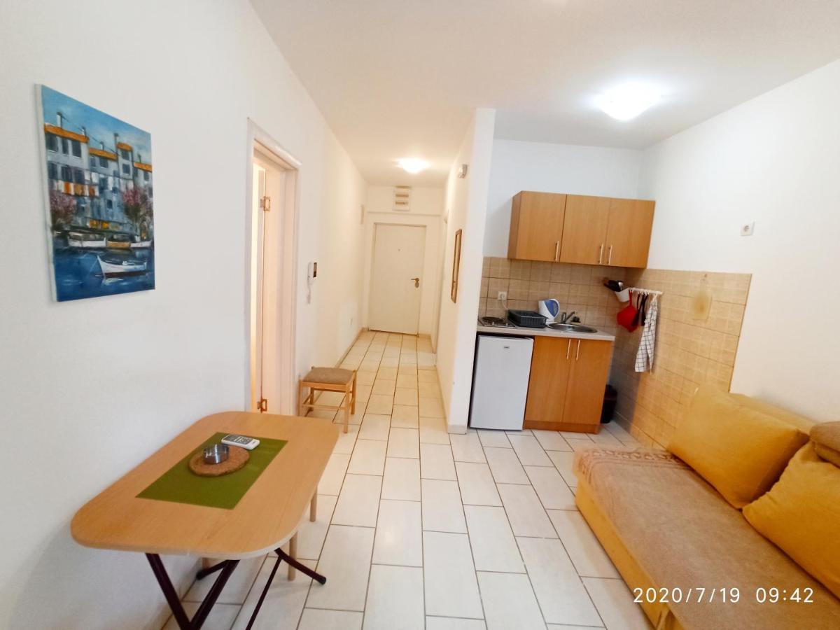 Apartments Mitende بودفا المظهر الخارجي الصورة