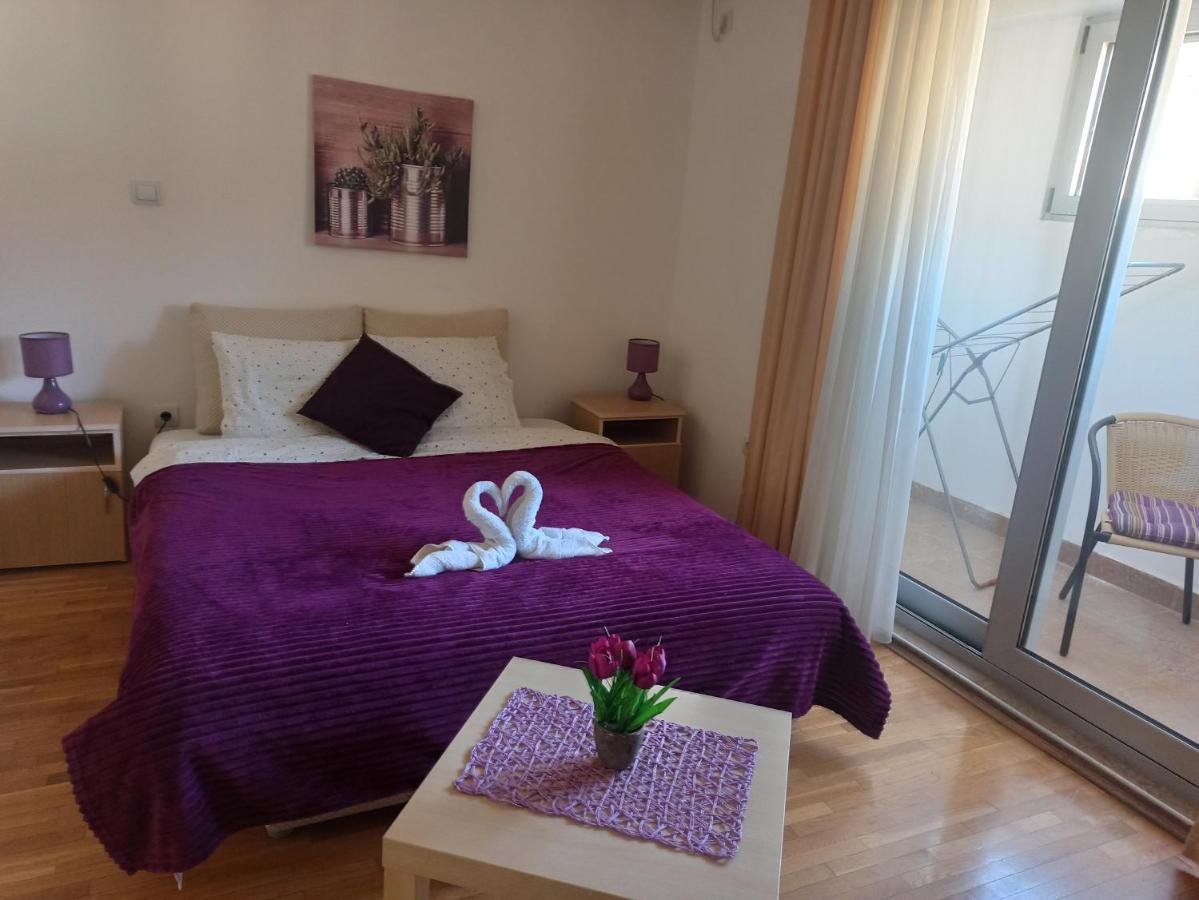Apartments Mitende بودفا المظهر الخارجي الصورة