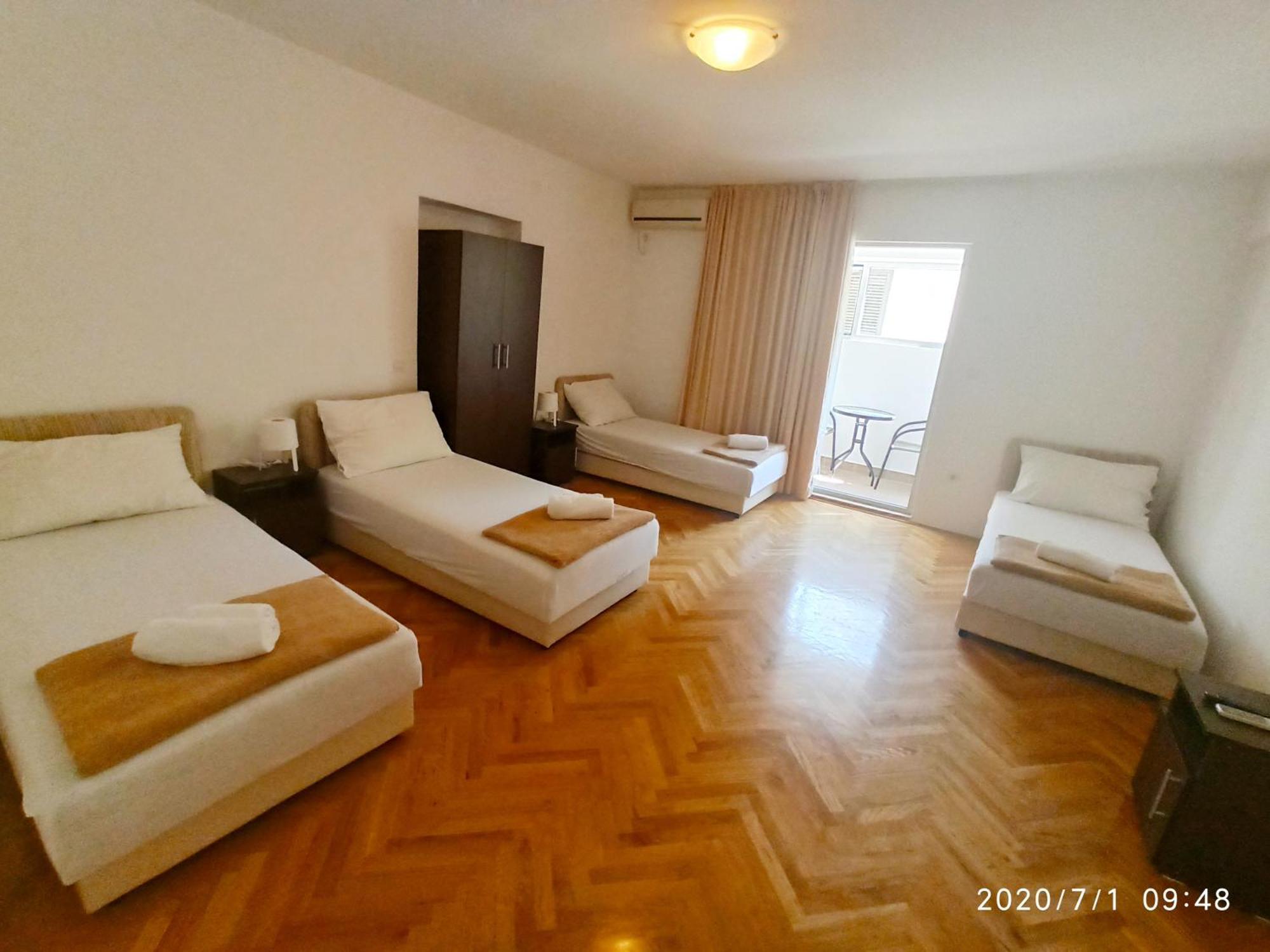 Apartments Mitende بودفا الغرفة الصورة